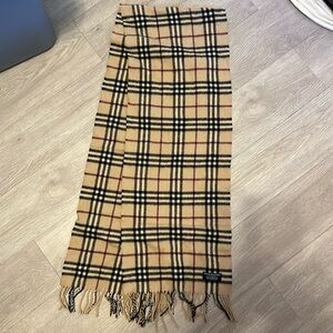 Burberry scarf